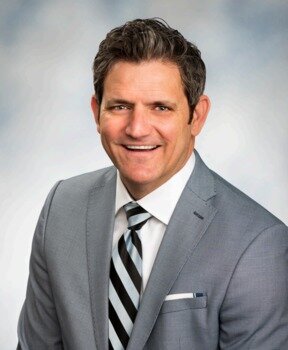 Mark Buntz Joins GIA as SVP and Chief Marketing Officer Mark Buntz Joins GIA as SVP and Chief Marketing Officer